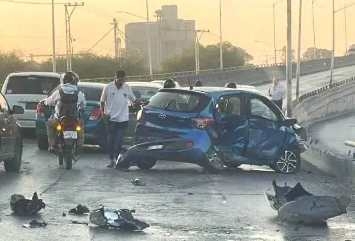 ¡CAOS EN EL CIRCUITO POTOSÍ! TRES AUTOS DESTROZADOS Y UNA MUJER HERIDA