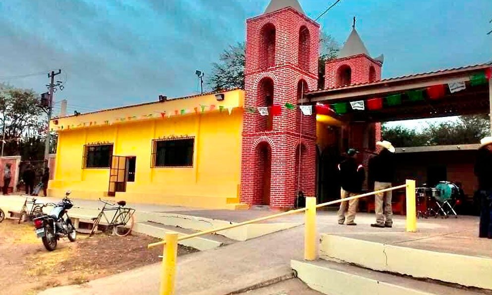 ¡Policías desatan el caos! Destrozan propiedad en Ciudad Fernández