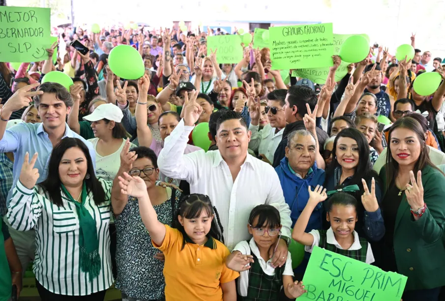 Inicia Gobernador Ricardo Gallardo nueva plaza “Los Silos” en Pozos